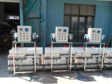 Sistema/equipamento de dose químicos automáticos para o tratamento da água, ajuste do PH