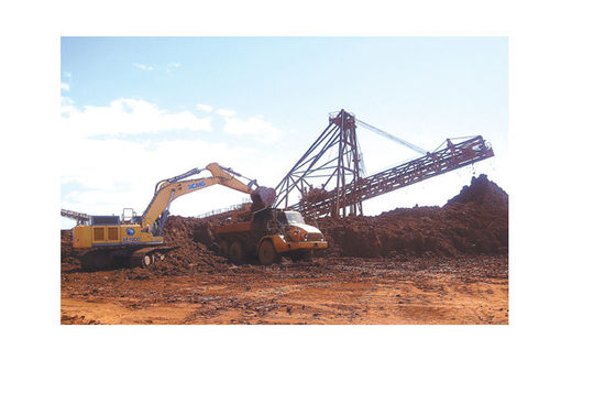 Máquina escavadora hidráulica grande da esteira rolante de XCMG, capacidade 4.5m3 da cubeta, peso 88000kgs da operação