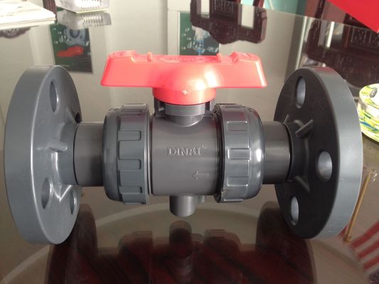 PN10 válvula de bola plástica da flange da barra UPVC, 1/2” a 12" RUÍDO, ANSI, operação da engrenagem de sem-fim de JIS